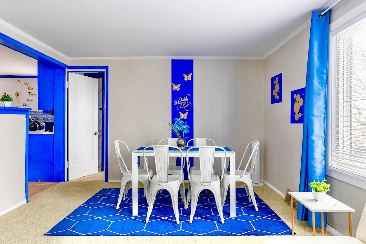 The Sapphire Haven - Your Old Brooklyn Oasis Awaits Families, Couples, Business Travelers Near Downtown With Parking, 300 Mb Wifi & Self Check-In Cleveland Bagian luar foto