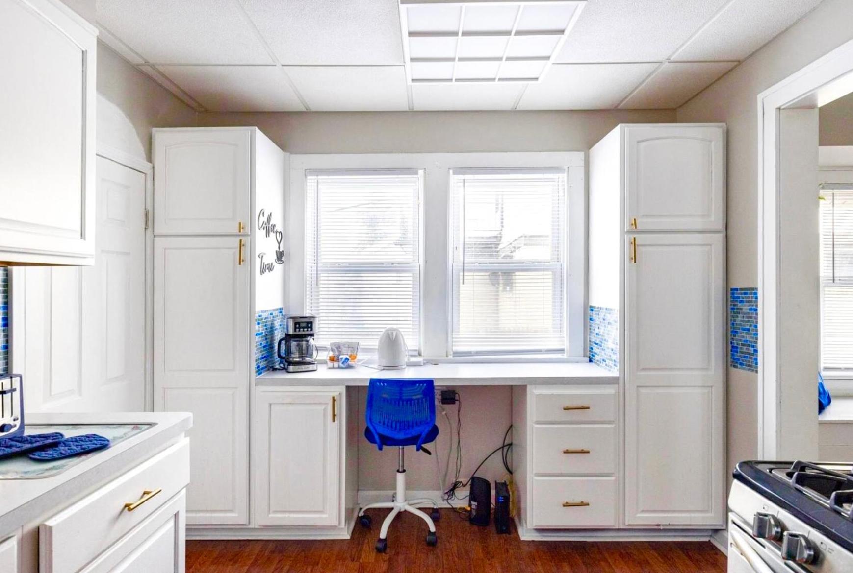 The Sapphire Haven - Your Old Brooklyn Oasis Awaits Families, Couples, Business Travelers Near Downtown With Parking, 300 Mb Wifi & Self Check-In Cleveland Bagian luar foto